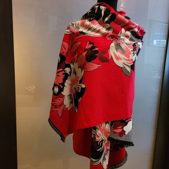 Luxury Reversible Scarf (153948) - Picture 2 of 5